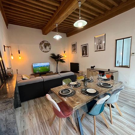 Appartement 6 Personnes - Au Coeur Du Centre Ville Паре-ле-Моньяль Екстер'єр фото